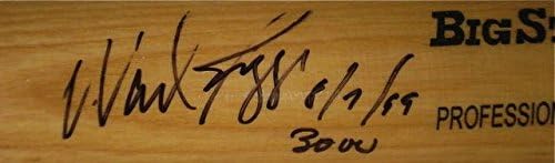 Бухалка с автограф на Уейд Боггса (3000 Hit Club) с доказателство! - Прилепи MLB с Автограф